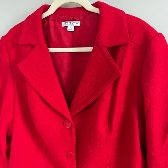 Vintage Pendleton Size 2X Women's Blazer Red 100% Wool Pockets Career Jacket - Picture 2 of 9